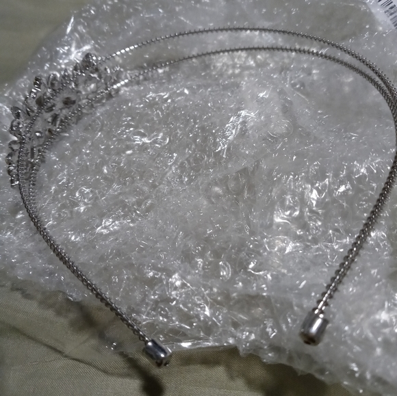 Tiara - Picture 3 of 3